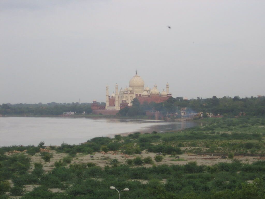 Vistas del Taj Mahal desde el Fuerte Rojo