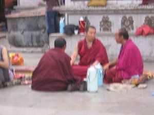Monjes en Lhasa