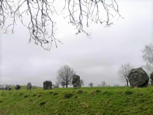 El complejo megalítico de Avebury en Inglaterra