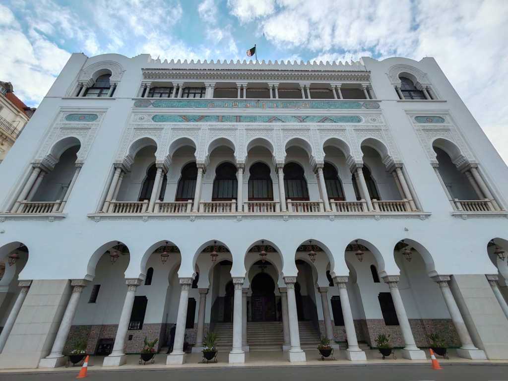 Viaje sola a Argel Viaje sola a Argel